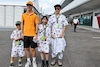 GP GIAPPONE, Oscar Piastri (AUS) McLaren with fans.
22.09.2023. Formula 1 World Championship, Rd 17, Japanese Grand Prix, Suzuka, Japan, Practice Day.
- www.xpbimages.com, EMail: requests@xpbimages.com © Copyright: Moy / XPB Images