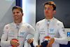 GP GIAPPONE, Alexander Albon (THA) Williams Racing (Right) with Logan Sargeant (USA) Williams Racing.
22.09.2023. Formula 1 World Championship, Rd 17, Japanese Grand Prix, Suzuka, Japan, Practice Day.
 - www.xpbimages.com, EMail: requests@xpbimages.com © Copyright: Coates / XPB Images