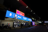 GP GIAPPONE, Williams Racing pit garages at night.
22.09.2023. Formula 1 World Championship, Rd 17, Japanese Grand Prix, Suzuka, Japan, Practice Day.
- www.xpbimages.com, EMail: requests@xpbimages.com © Copyright: Moy / XPB Images