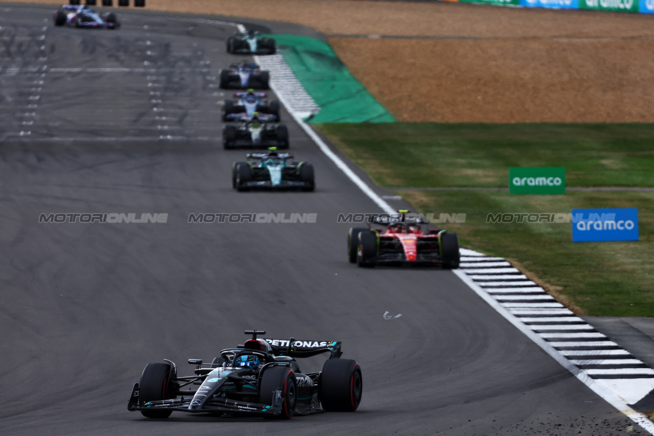 GP GRAN BRETAGNA, George Russell (GBR) Mercedes AMG F1 W14.

09.07.2023. Formula 1 World Championship, Rd 11, British Grand Prix, Silverstone, England, Gara Day.

- www.xpbimages.com, EMail: requests@xpbimages.com © Copyright: Batchelor / XPB Images