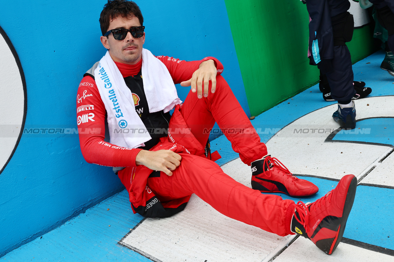 GP GRAN BRETAGNA, Charles Leclerc (MON) Ferrari on the grid.

09.07.2023. Formula 1 World Championship, Rd 11, British Grand Prix, Silverstone, England, Gara Day.

- www.xpbimages.com, EMail: requests@xpbimages.com © Copyright: Batchelor / XPB Images