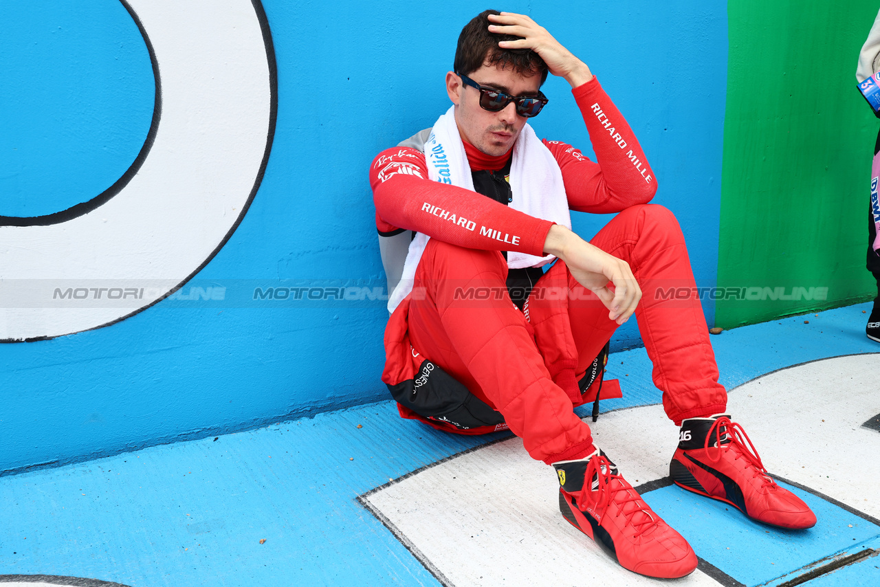 GP GRAN BRETAGNA, Charles Leclerc (MON) Ferrari on the grid.

09.07.2023. Formula 1 World Championship, Rd 11, British Grand Prix, Silverstone, England, Gara Day.

- www.xpbimages.com, EMail: requests@xpbimages.com © Copyright: Batchelor / XPB Images