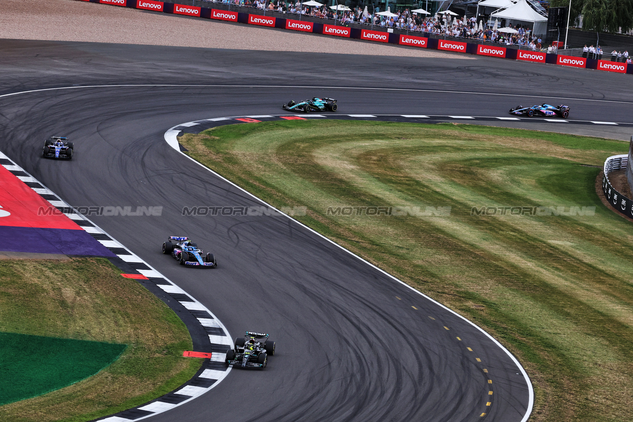 GP GRAN BRETAGNA, Lewis Hamilton (GBR) Mercedes AMG F1 W14.

09.07.2023. Formula 1 World Championship, Rd 11, British Grand Prix, Silverstone, England, Gara Day.

- www.xpbimages.com, EMail: requests@xpbimages.com © Copyright: Bearne / XPB Images