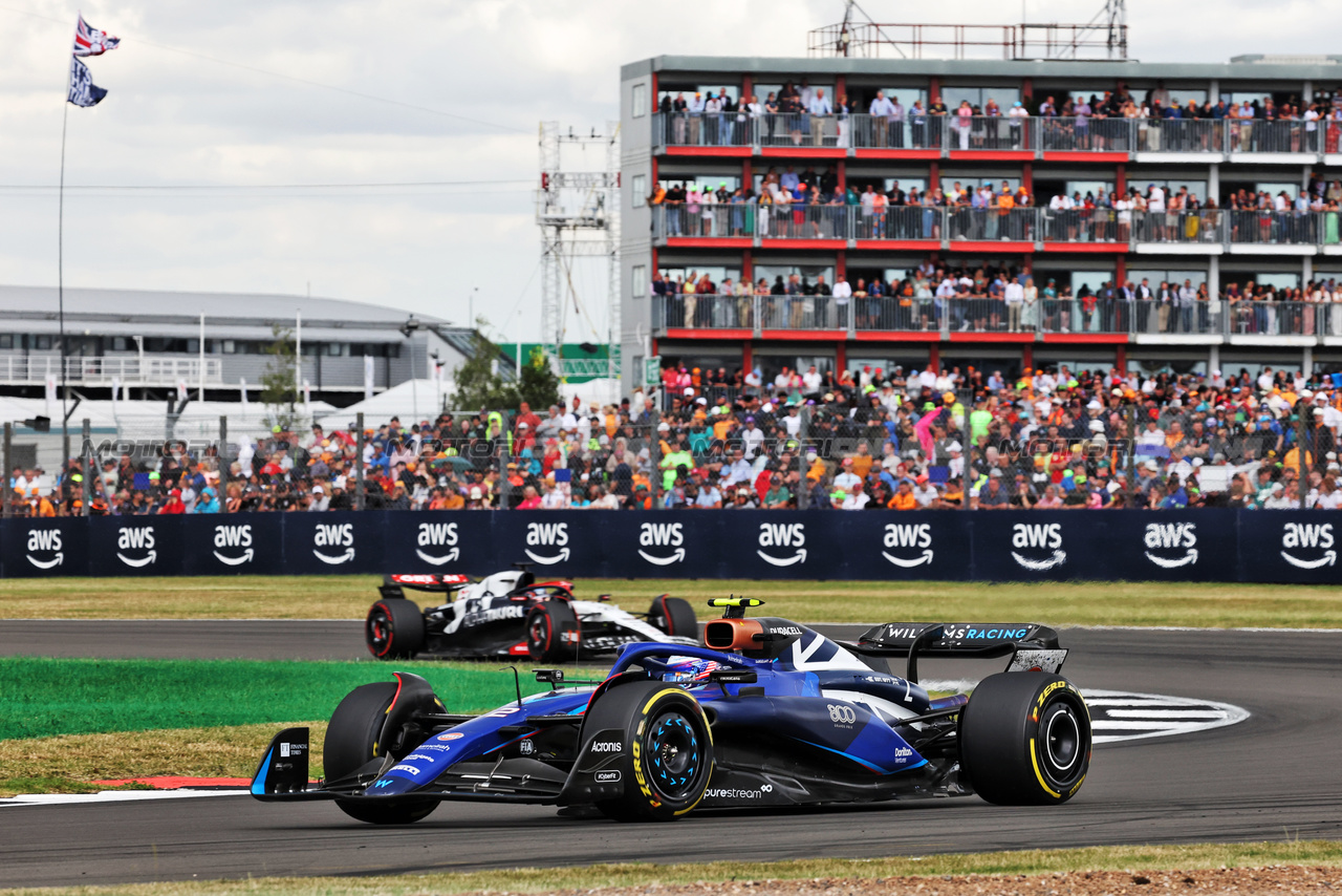 GP GRAN BRETAGNA, Logan Sargeant (USA) Williams Racing FW45.

09.07.2023. Formula 1 World Championship, Rd 11, British Grand Prix, Silverstone, England, Gara Day.

- www.xpbimages.com, EMail: requests@xpbimages.com © Copyright: Bearne / XPB Images