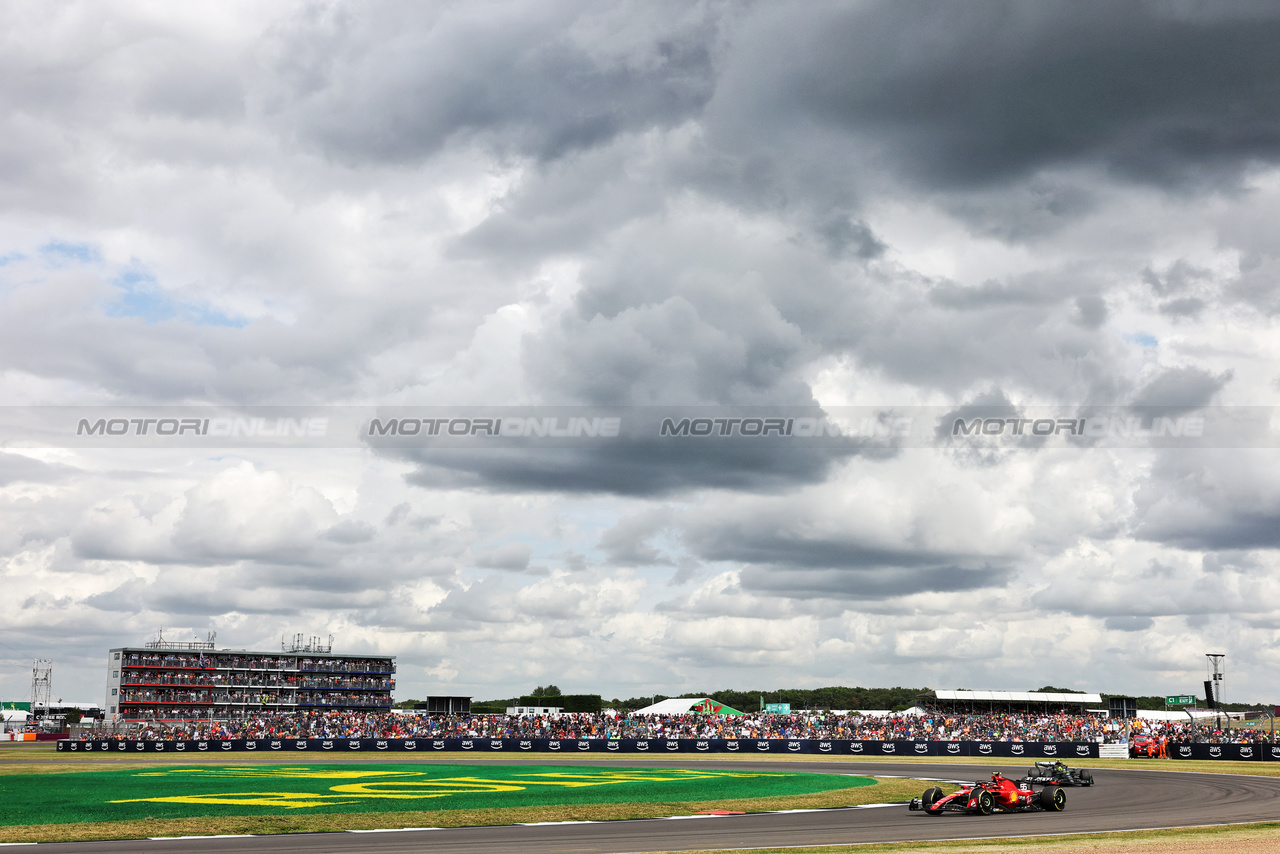 GP GRAN BRETAGNA, Carlos Sainz Jr (ESP) Ferrari SF-23.

09.07.2023. Formula 1 World Championship, Rd 11, British Grand Prix, Silverstone, England, Gara Day.

- www.xpbimages.com, EMail: requests@xpbimages.com © Copyright: Bearne / XPB Images