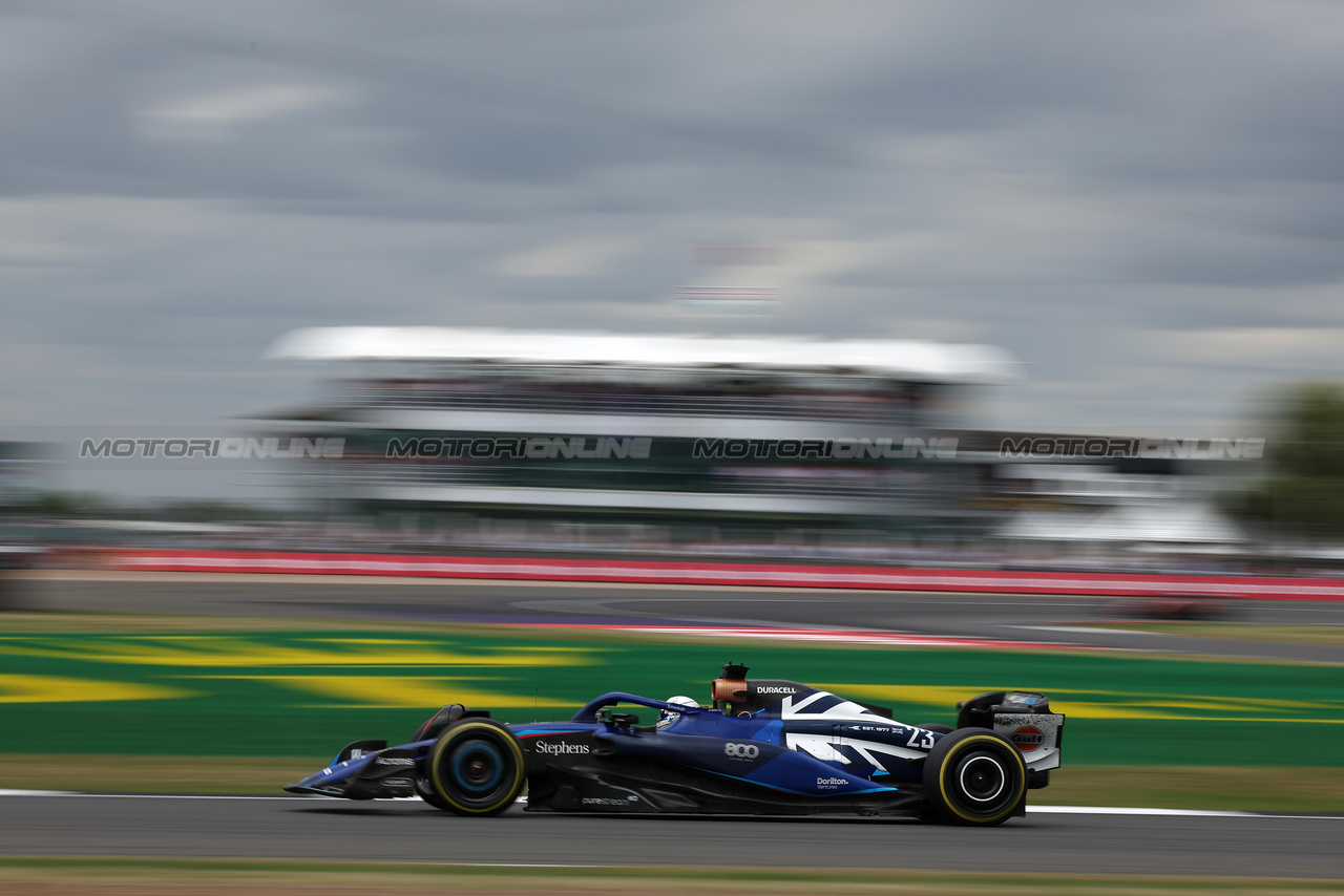 GP GRAN BRETAGNA, Alexander Albon (THA) Williams Racing FW45.

09.07.2023. Formula 1 World Championship, Rd 11, British Grand Prix, Silverstone, England, Gara Day.

- www.xpbimages.com, EMail: requests@xpbimages.com © Copyright: Bearne / XPB Images