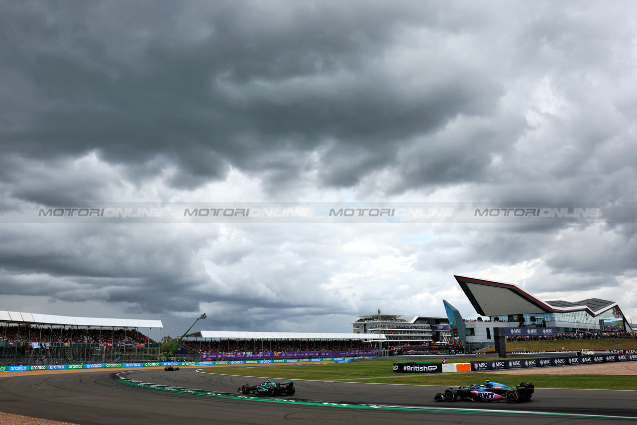 GP GRAN BRETAGNA, Pierre Gasly (FRA) Alpine F1 Team A523.

09.07.2023. Formula 1 World Championship, Rd 11, British Grand Prix, Silverstone, England, Gara Day.

- www.xpbimages.com, EMail: requests@xpbimages.com © Copyright: Charniaux / XPB Images