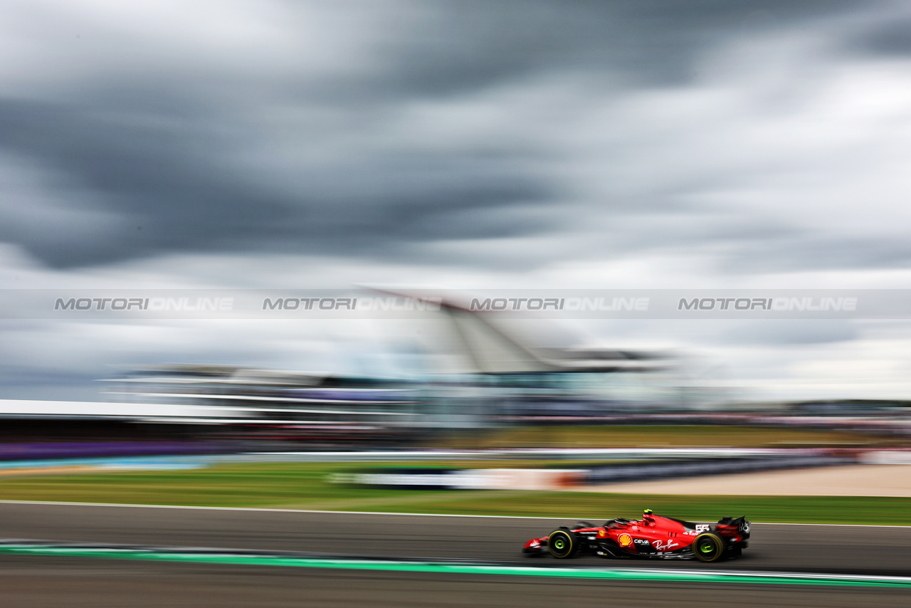 GP GRAN BRETAGNA, Carlos Sainz Jr (ESP) Ferrari SF-23.

09.07.2023. Formula 1 World Championship, Rd 11, British Grand Prix, Silverstone, England, Gara Day.

- www.xpbimages.com, EMail: requests@xpbimages.com © Copyright: Charniaux / XPB Images