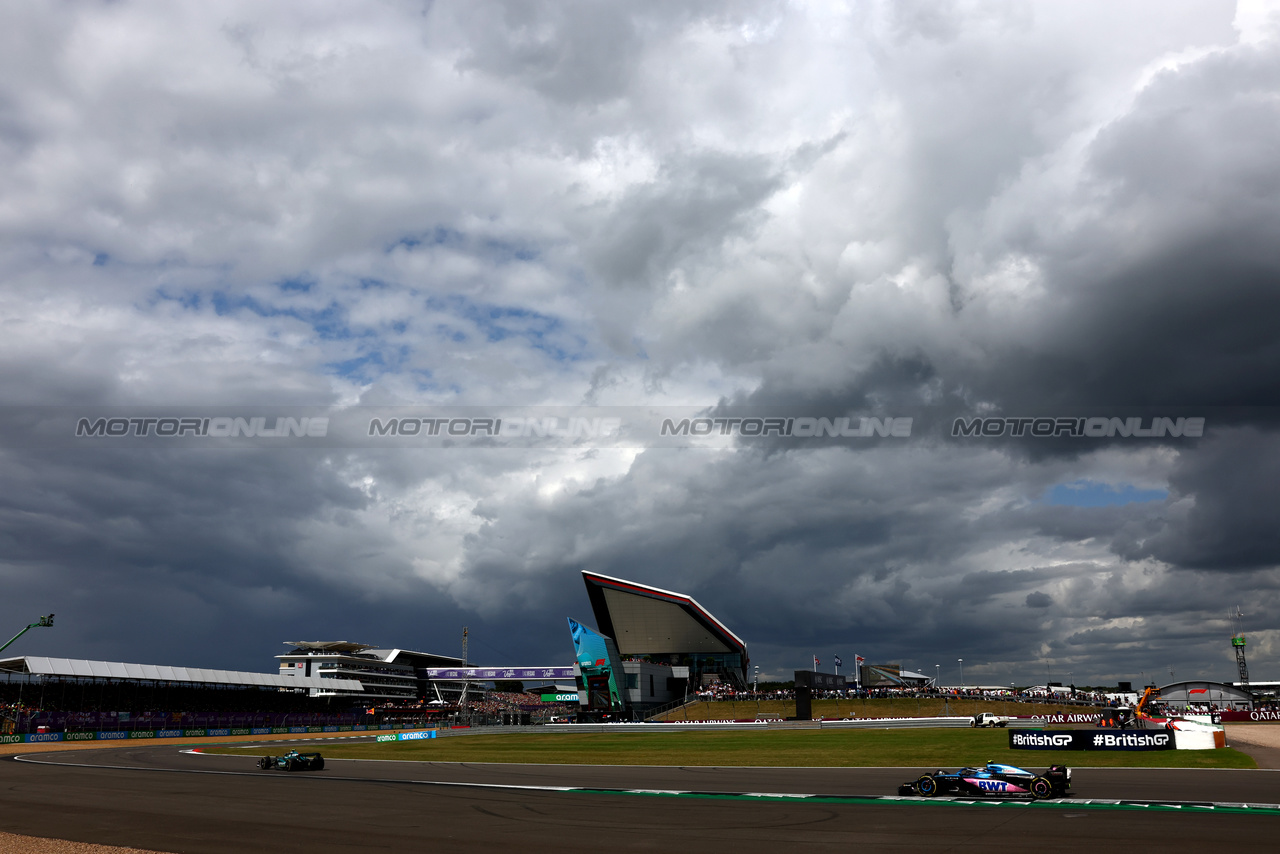 GP GRAN BRETAGNA, Pierre Gasly (FRA) Alpine F1 Team A523.

09.07.2023. Formula 1 World Championship, Rd 11, British Grand Prix, Silverstone, England, Gara Day.

- www.xpbimages.com, EMail: requests@xpbimages.com © Copyright: Charniaux / XPB Images