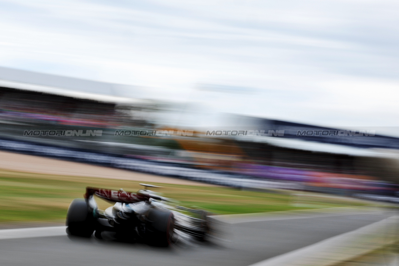 GP GRAN BRETAGNA, George Russell (GBR) Mercedes AMG F1 W14.

09.07.2023. Formula 1 World Championship, Rd 11, British Grand Prix, Silverstone, England, Gara Day.

 - www.xpbimages.com, EMail: requests@xpbimages.com © Copyright: Rew / XPB Images