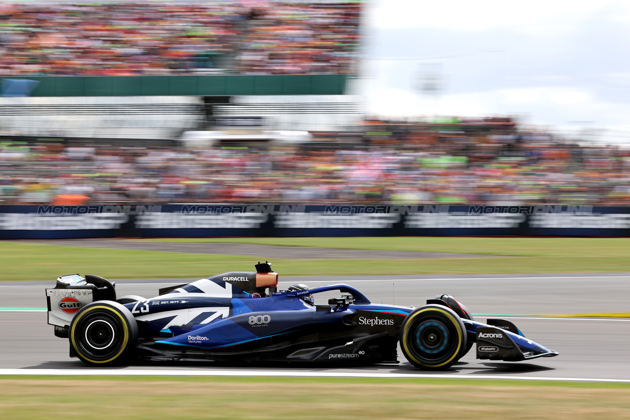 GP GRAN BRETAGNA, Alexander Albon (THA) Williams Racing FW45.

09.07.2023. Formula 1 World Championship, Rd 11, British Grand Prix, Silverstone, England, Gara Day.

 - www.xpbimages.com, EMail: requests@xpbimages.com © Copyright: Rew / XPB Images