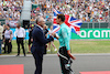 GP GRAN BRETAGNA, (L to R): Stefano Domenicali (ITA) Formula One President e CEO with George Russell (GBR) Mercedes AMG F1 on the grid.
09.07.2023. Formula 1 World Championship, Rd 11, British Grand Prix, Silverstone, England, Gara Day.
- www.xpbimages.com, EMail: requests@xpbimages.com © Copyright: Batchelor / XPB Images