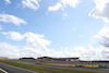 GP GRAN BRETAGNA, Lance Stroll (CDN) Aston Martin F1 Team AMR23 davanti a Logan Sargeant (USA) Williams Racing FW45.
09.07.2023. Formula 1 World Championship, Rd 11, British Grand Prix, Silverstone, England, Gara Day.
- www.xpbimages.com, EMail: requests@xpbimages.com © Copyright: Staley / XPB Images