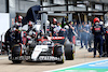 GP GRAN BRETAGNA, Nyck de Vries (NLD) AlphaTauri AT04 makes a pit stop.
09.07.2023. Formula 1 World Championship, Rd 11, British Grand Prix, Silverstone, England, Gara Day.
- www.xpbimages.com, EMail: requests@xpbimages.com © Copyright: Batchelor / XPB Images