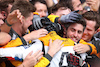 GP GRAN BRETAGNA, Lando Norris (GBR) McLaren celebrates his second position with the team in parc ferme.
09.07.2023. Formula 1 World Championship, Rd 11, British Grand Prix, Silverstone, England, Gara Day.
- www.xpbimages.com, EMail: requests@xpbimages.com © Copyright: Staley / XPB Images