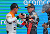 GP GRAN BRETAGNA, Lando Norris (GBR) McLaren celebrates his second position on the podium with Max Verstappen (NLD) Red Bull Racing e Lewis Hamilton (GBR) Mercedes AMG F1.
09.07.2023. Formula 1 World Championship, Rd 11, British Grand Prix, Silverstone, England, Gara Day.
 - www.xpbimages.com, EMail: requests@xpbimages.com © Copyright: Rew / XPB Images