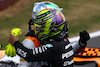 GP GRAN BRETAGNA, (L to R): Lando Norris (GBR) McLaren celebrates his second position in parc ferme with third placed Lewis Hamilton (GBR) Mercedes AMG F1.
09.07.2023. Formula 1 World Championship, Rd 11, British Grand Prix, Silverstone, England, Gara Day.
 - www.xpbimages.com, EMail: requests@xpbimages.com © Copyright: Coates / XPB Images