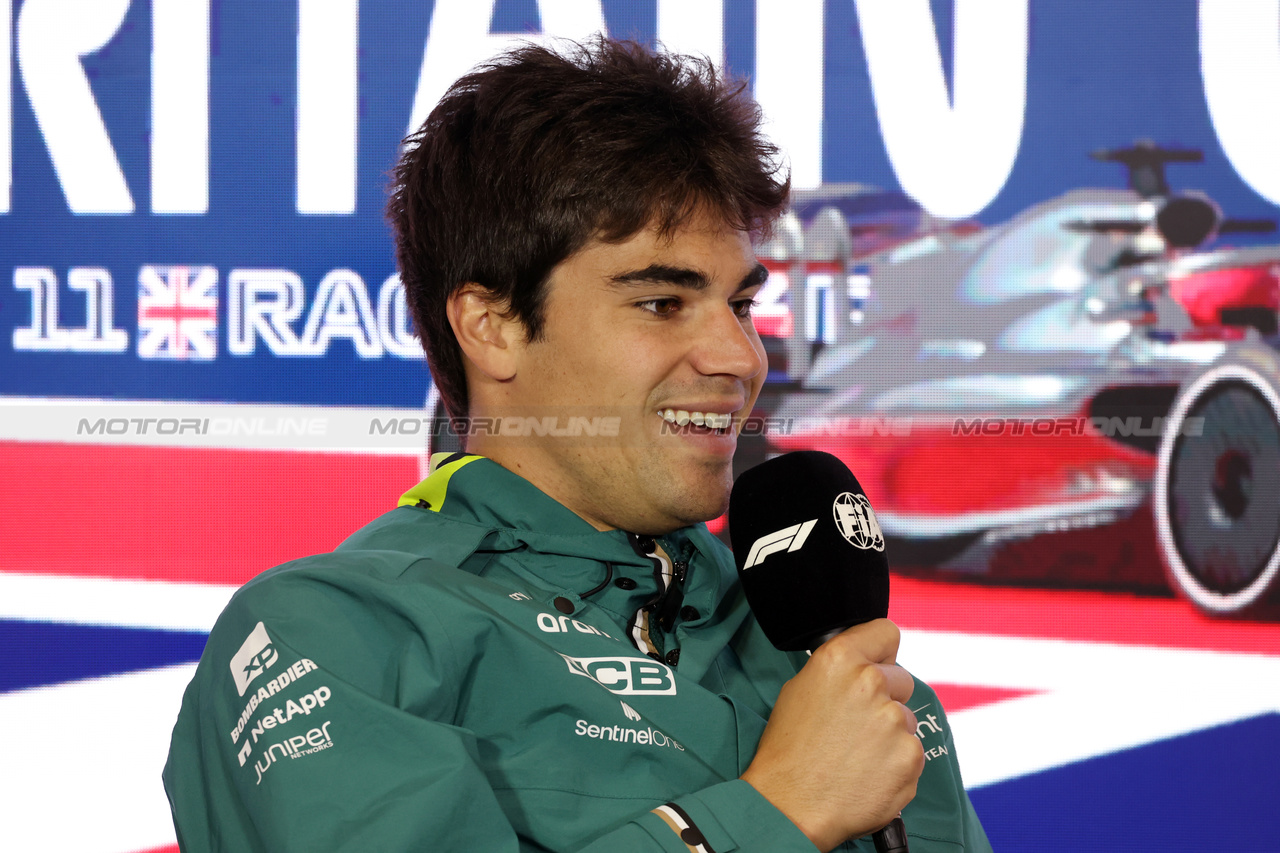 GP GRAN BRETAGNA, Lance Stroll (CDN) Aston Martin F1 Team in the FIA Press Conference.

06.07.2023. Formula 1 World Championship, Rd 11, British Grand Prix, Silverstone, England, Preparation Day.

- www.xpbimages.com, EMail: requests@xpbimages.com © Copyright: Bearne / XPB Images