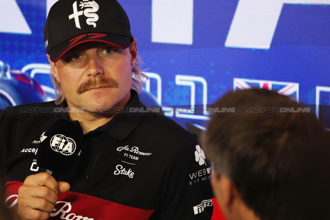 GP GRAN BRETAGNA, Valtteri Bottas (FIN) Alfa Romeo F1 Team in the FIA Press Conference.

06.07.2023. Formula 1 World Championship, Rd 11, British Grand Prix, Silverstone, England, Preparation Day.

- www.xpbimages.com, EMail: requests@xpbimages.com © Copyright: Bearne / XPB Images