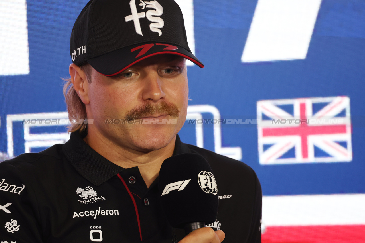 GP GRAN BRETAGNA, Valtteri Bottas (FIN) Alfa Romeo F1 Team in the FIA Press Conference.

06.07.2023. Formula 1 World Championship, Rd 11, British Grand Prix, Silverstone, England, Preparation Day.

- www.xpbimages.com, EMail: requests@xpbimages.com © Copyright: Bearne / XPB Images