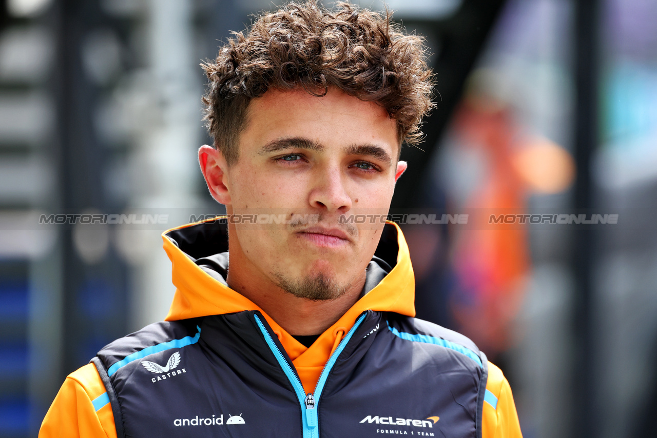 GP GRAN BRETAGNA, Oscar Piastri (AUS) McLaren.

06.07.2023. Formula 1 World Championship, Rd 11, British Grand Prix, Silverstone, England, Preparation Day.

 - www.xpbimages.com, EMail: requests@xpbimages.com © Copyright: Coates / XPB Images