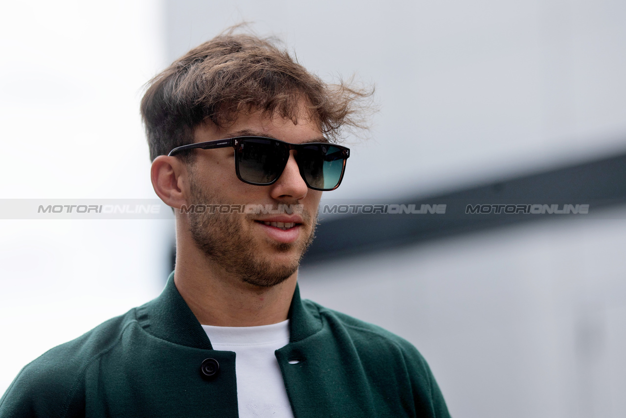 GP GRAN BRETAGNA, Pierre Gasly (FRA) Alpine F1 Team.

06.07.2023. Formula 1 World Championship, Rd 11, British Grand Prix, Silverstone, England, Preparation Day.

- www.xpbimages.com, EMail: requests@xpbimages.com © Copyright: Staley / XPB Images