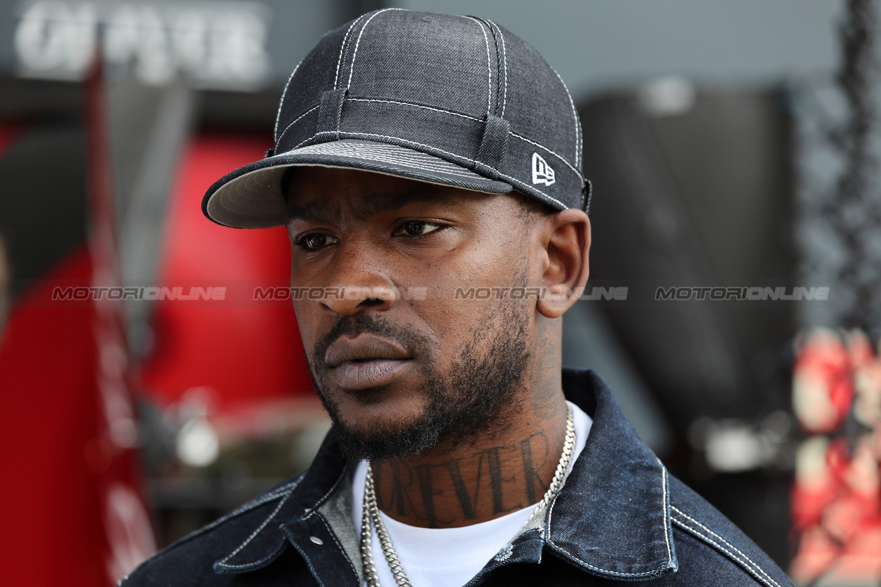 GP GRAN BRETAGNA, Skepta (GBR) Rapper.

06.07.2023. Formula 1 World Championship, Rd 11, British Grand Prix, Silverstone, England, Preparation Day.

 - www.xpbimages.com, EMail: requests@xpbimages.com © Copyright: Rew / XPB Images