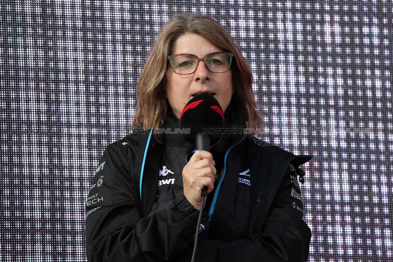 GP GRAN BRETAGNA, Clarisse Hoffmann, Alpine F1 Team Communications Manager.

06.07.2023. Formula 1 World Championship, Rd 11, British Grand Prix, Silverstone, England, Preparation Day.

 - www.xpbimages.com, EMail: requests@xpbimages.com © Copyright: Rew / XPB Images