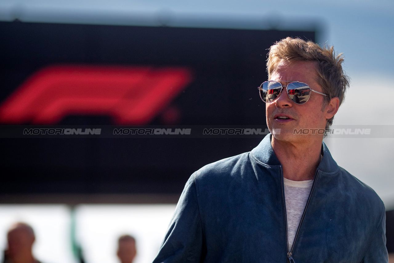 GP GRAN BRETAGNA, Brad Pitt (USA) Actor.

06.07.2023. Formula 1 World Championship, Rd 11, British Grand Prix, Silverstone, England, Preparation Day.

- www.xpbimages.com, EMail: requests@xpbimages.com © Copyright: Staley / XPB Images