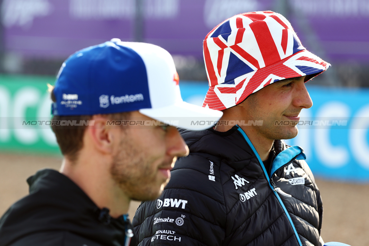 GP GRAN BRETAGNA, Esteban Ocon (FRA) Alpine F1 Team with Pierre Gasly (FRA) Alpine F1 Team.

06.07.2023. Formula 1 World Championship, Rd 11, British Grand Prix, Silverstone, England, Preparation Day.

 - www.xpbimages.com, EMail: requests@xpbimages.com © Copyright: Coates / XPB Images