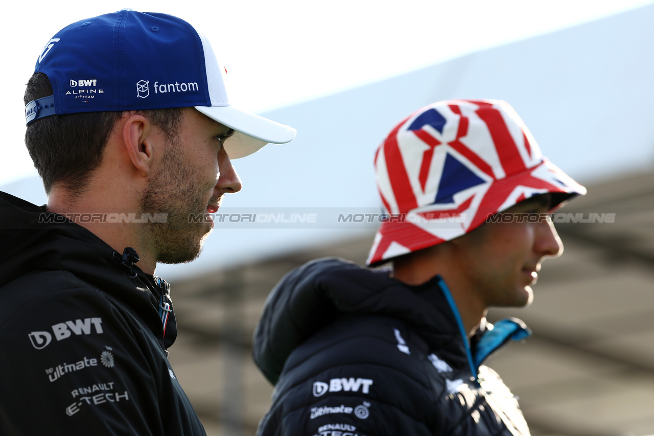 GP GRAN BRETAGNA, Pierre Gasly (FRA) Alpine F1 Team with Esteban Ocon (FRA) Alpine F1 Team.

06.07.2023. Formula 1 World Championship, Rd 11, British Grand Prix, Silverstone, England, Preparation Day.

 - www.xpbimages.com, EMail: requests@xpbimages.com © Copyright: Coates / XPB Images