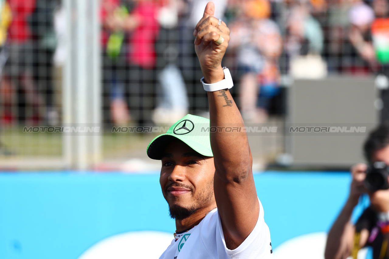 GP GRAN BRETAGNA, Lewis Hamilton (GBR) Mercedes AMG F1.

06.07.2023. Formula 1 World Championship, Rd 11, British Grand Prix, Silverstone, England, Preparation Day.

 - www.xpbimages.com, EMail: requests@xpbimages.com © Copyright: Coates / XPB Images