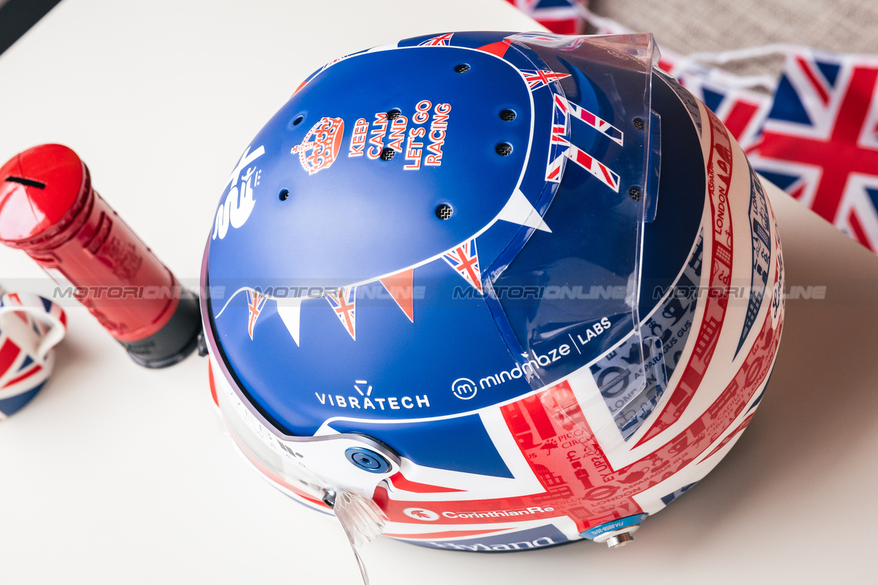 GP GRAN BRETAGNA, The British themed helmet of Valtteri Bottas (FIN) Alfa Romeo F1 Team.

06.07.2023. Formula 1 World Championship, Rd 11, British Grand Prix, Silverstone, England, Preparation Day.

- www.xpbimages.com, EMail: requests@xpbimages.com © Copyright: Bearne / XPB Images