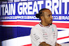 GP GRAN BRETAGNA, Lewis Hamilton (GBR) Mercedes AMG F1 in the FIA Press Conference.
06.07.2023. Formula 1 World Championship, Rd 11, British Grand Prix, Silverstone, England, Preparation Day.
- www.xpbimages.com, EMail: requests@xpbimages.com © Copyright: Bearne / XPB Images