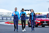 GP GRAN BRETAGNA, Logan Sargeant (USA) Williams Racing (Centre) walks the circuit with Gaetan Jego, Williams Racing Gara Engineer (Left) e Elizabeth Wood Boyer (GBR) Williams Racing Performance Engineer (Right).
06.07.2023. Formula 1 World Championship, Rd 11, British Grand Prix, Silverstone, England, Preparation Day.
- www.xpbimages.com, EMail: requests@xpbimages.com © Copyright: Batchelor / XPB Images