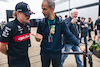 GP GRAN BRETAGNA, (L to R): Valtteri Bottas (FIN) Alfa Romeo F1 Team with Adam Norris (GBR).
06.07.2023. Formula 1 World Championship, Rd 11, British Grand Prix, Silverstone, England, Preparation Day.
- www.xpbimages.com, EMail: requests@xpbimages.com © Copyright: Batchelor / XPB Images
