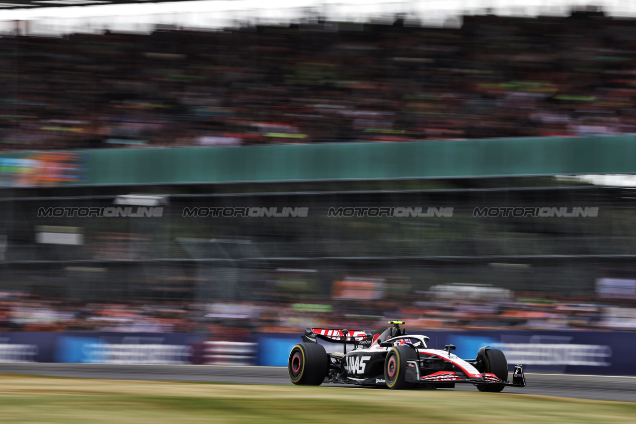 GP GRAN BRETAGNA, Nico Hulkenberg (GER) Haas VF-23.

08.07.2023. Formula 1 World Championship, Rd 11, British Grand Prix, Silverstone, England, Qualifiche Day.

- www.xpbimages.com, EMail: requests@xpbimages.com © Copyright: Bearne / XPB Images