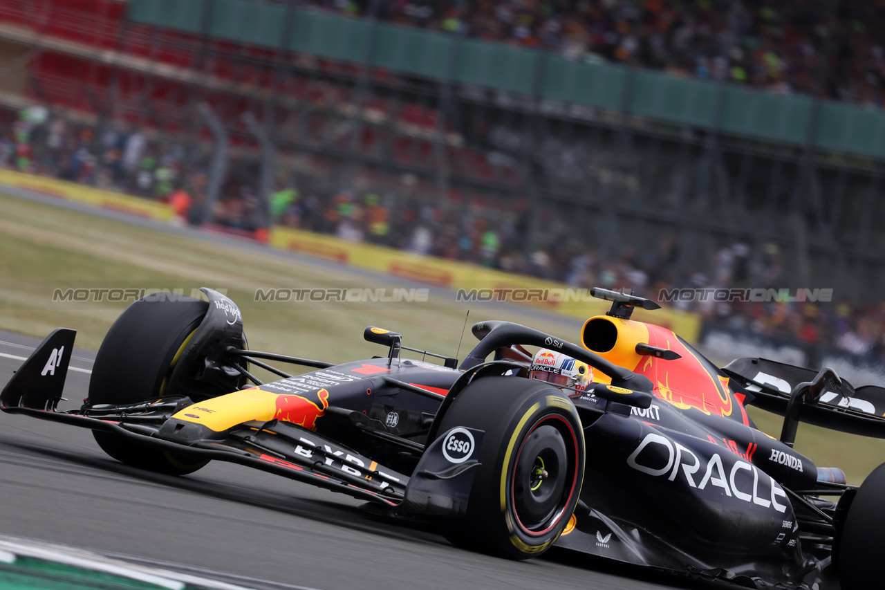 GP GRAN BRETAGNA, Max Verstappen (NLD) Red Bull Racing RB19.

08.07.2023. Formula 1 World Championship, Rd 11, British Grand Prix, Silverstone, England, Qualifiche Day.

- www.xpbimages.com, EMail: requests@xpbimages.com © Copyright: Bearne / XPB Images