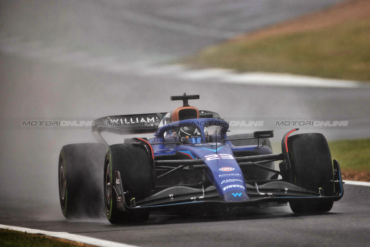 GP GRAN BRETAGNA, Alexander Albon (THA) Williams Racing FW45.

08.07.2023. Formula 1 World Championship, Rd 11, British Grand Prix, Silverstone, England, Qualifiche Day.

- www.xpbimages.com, EMail: requests@xpbimages.com © Copyright: Staley / XPB Images