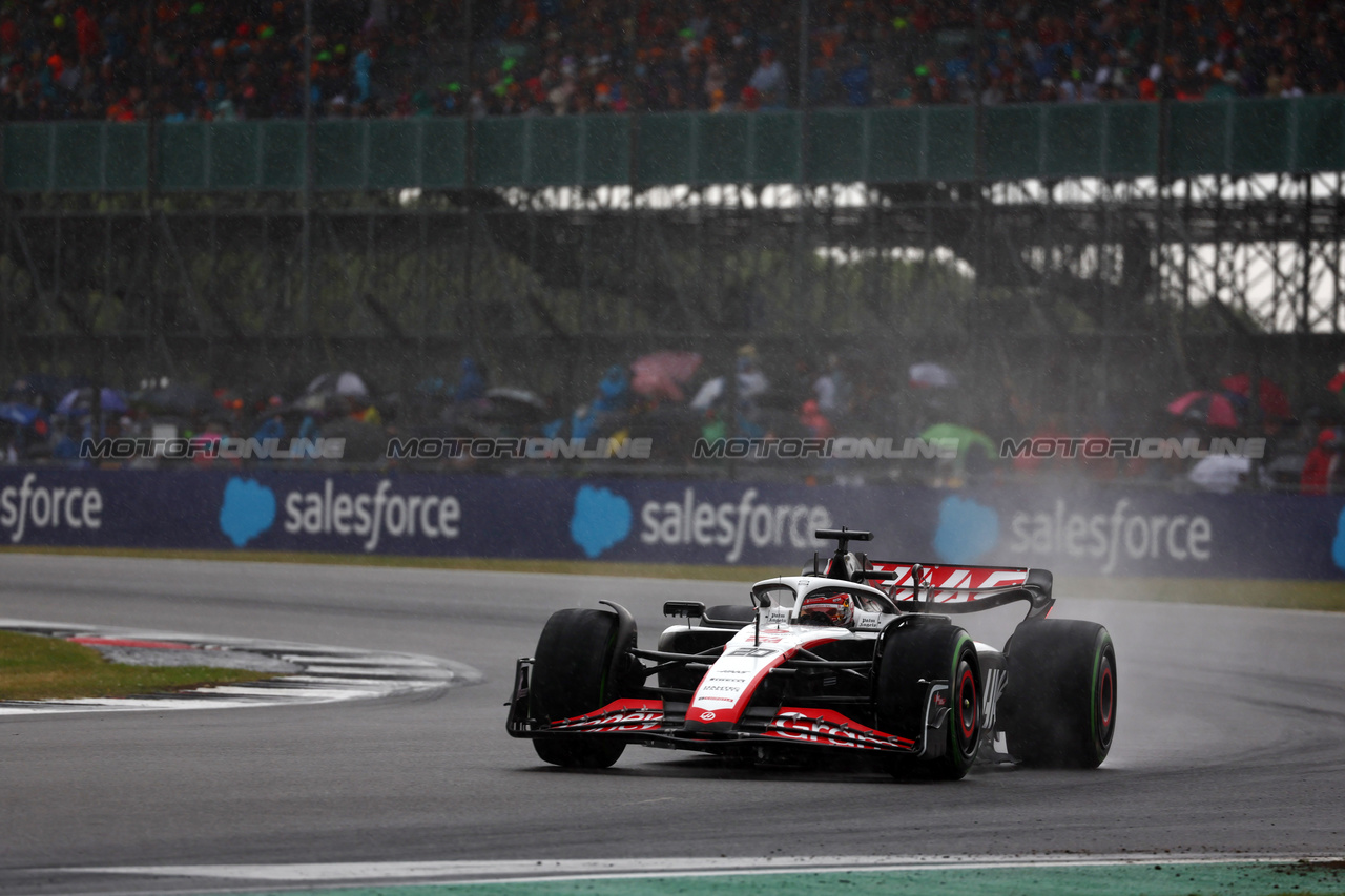 GP GRAN BRETAGNA, Kevin Magnussen (DEN) Haas VF-23.

08.07.2023. Formula 1 World Championship, Rd 11, British Grand Prix, Silverstone, England, Qualifiche Day.

 - www.xpbimages.com, EMail: requests@xpbimages.com © Copyright: Coates / XPB Images