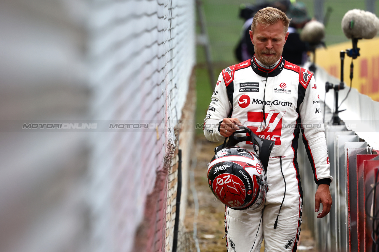 GP GRAN BRETAGNA, Kevin Magnussen (DEN), Haas F1 Team 
08.07.2023. Formula 1 World Championship, Rd 11, British Grand Prix, Silverstone, England, Qualifiche Day.
- www.xpbimages.com, EMail: requests@xpbimages.com © Copyright: Charniaux / XPB Images