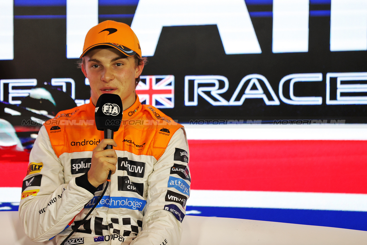 GP GRAN BRETAGNA, Oscar Piastri (AUS) McLaren in the post qualifying FIA Press Conference.

08.07.2023. Formula 1 World Championship, Rd 11, British Grand Prix, Silverstone, England, Qualifiche Day.

- www.xpbimages.com, EMail: requests@xpbimages.com © Copyright: Staley / XPB Images