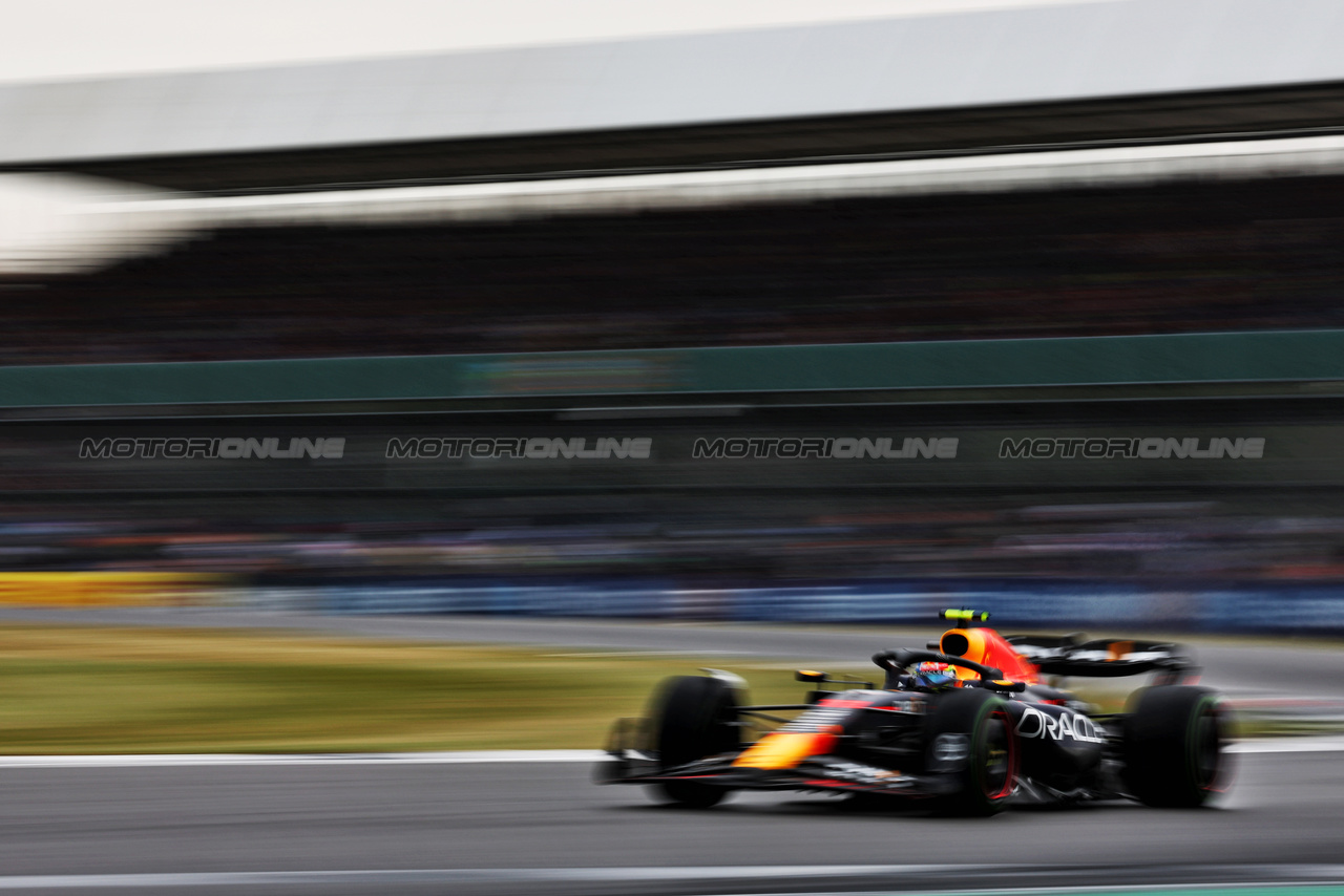 GP GRAN BRETAGNA, Sergio Perez (MEX) Red Bull Racing RB19.

08.07.2023. Formula 1 World Championship, Rd 11, British Grand Prix, Silverstone, England, Qualifiche Day.

 - www.xpbimages.com, EMail: requests@xpbimages.com © Copyright: Coates / XPB Images