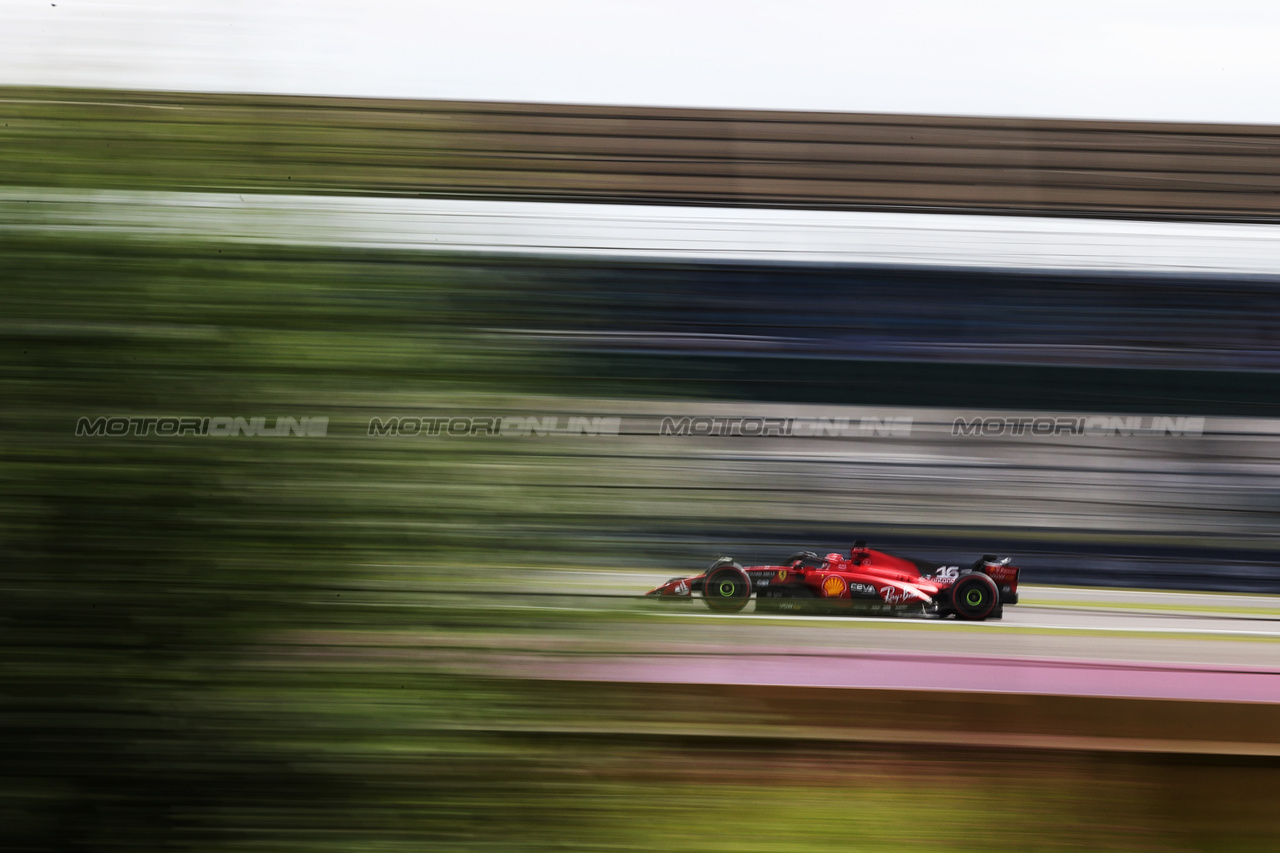 GP GRAN BRETAGNA, Charles Leclerc (MON) Ferrari SF-23.

08.07.2023. Formula 1 World Championship, Rd 11, British Grand Prix, Silverstone, England, Qualifiche Day.

- www.xpbimages.com, EMail: requests@xpbimages.com © Copyright: Staley / XPB Images