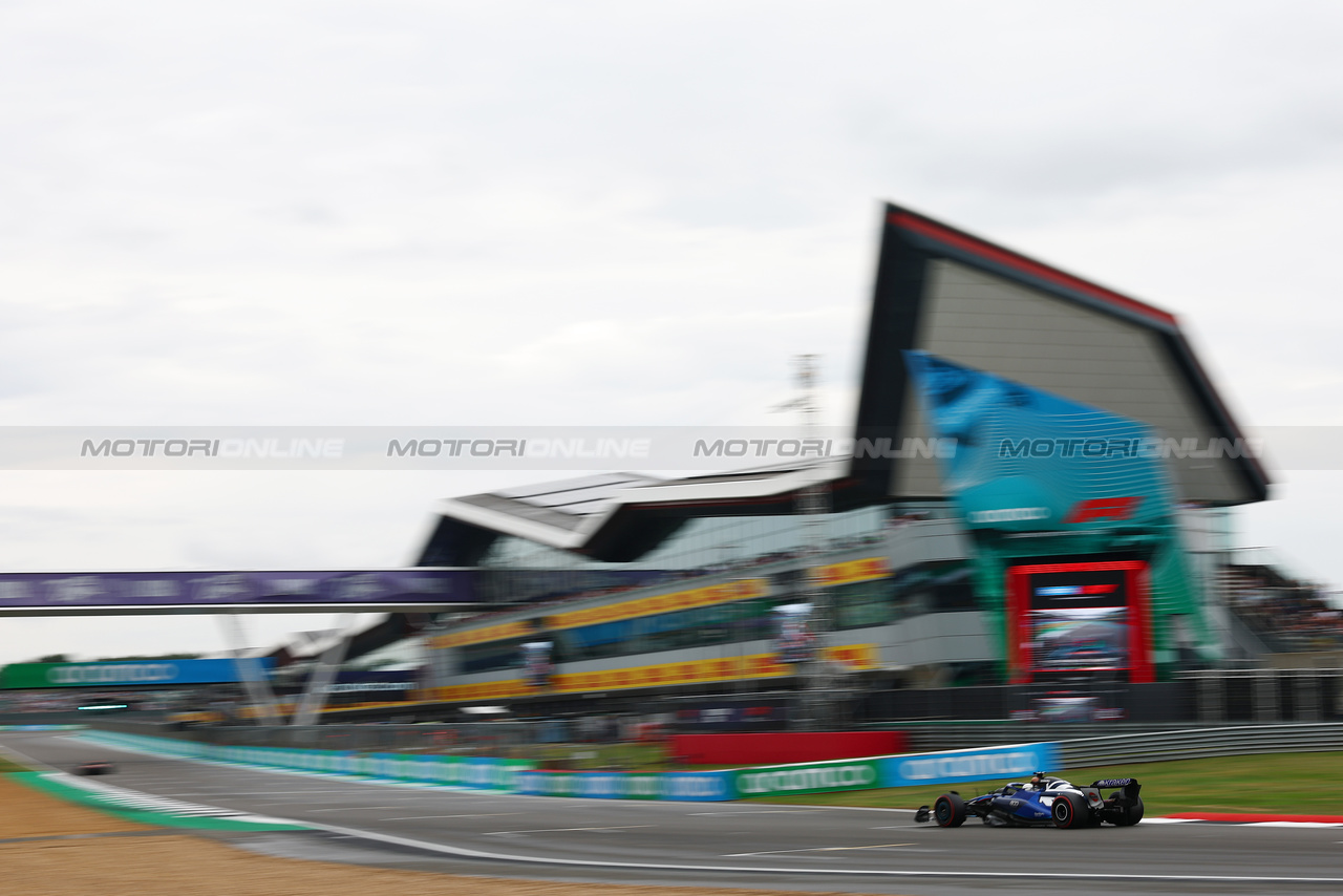 GP GRAN BRETAGNA, Alexander Albon (THA) Williams Racing FW45.

08.07.2023. Formula 1 World Championship, Rd 11, British Grand Prix, Silverstone, England, Qualifiche Day.

 - www.xpbimages.com, EMail: requests@xpbimages.com © Copyright: Coates / XPB Images