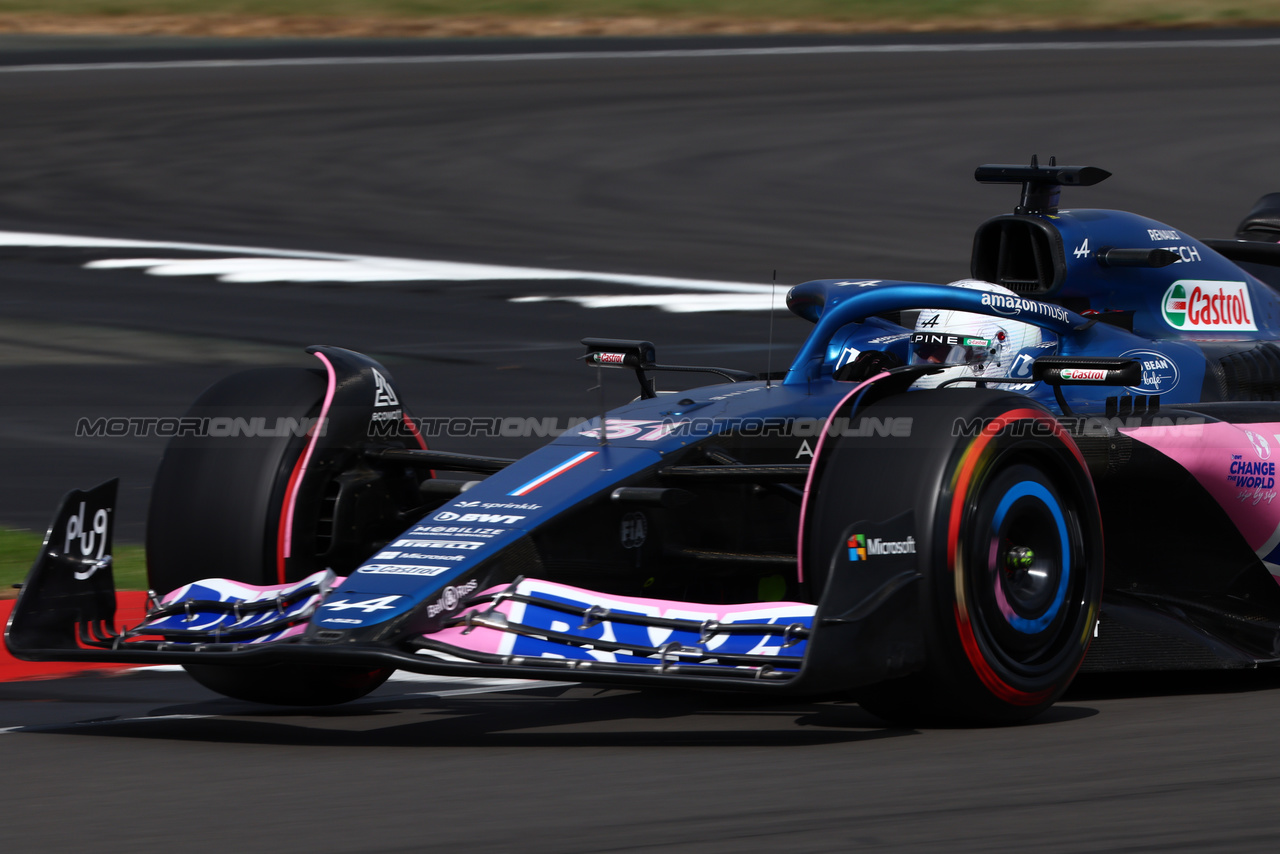 GP GRAN BRETAGNA, Esteban Ocon (FRA) Alpine F1 Team A523.

08.07.2023. Formula 1 World Championship, Rd 11, British Grand Prix, Silverstone, England, Qualifiche Day.

 - www.xpbimages.com, EMail: requests@xpbimages.com © Copyright: Coates / XPB Images