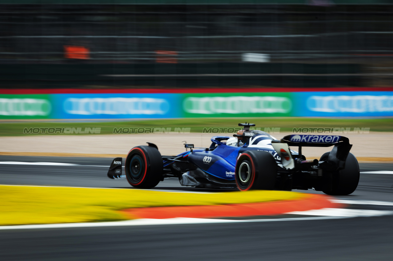 GP GRAN BRETAGNA, Alexander Albon (THA) Williams Racing FW45.

08.07.2023. Formula 1 World Championship, Rd 11, British Grand Prix, Silverstone, England, Qualifiche Day.

 - www.xpbimages.com, EMail: requests@xpbimages.com © Copyright: Rew / XPB Images