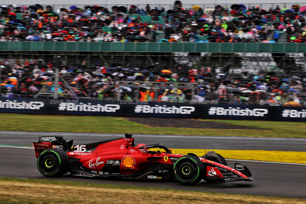 GP GRAN BRETAGNA, Charles Leclerc (MON) Ferrari SF-23.

08.07.2023. Formula 1 World Championship, Rd 11, British Grand Prix, Silverstone, England, Qualifiche Day.

- www.xpbimages.com, EMail: requests@xpbimages.com © Copyright: Bearne / XPB Images