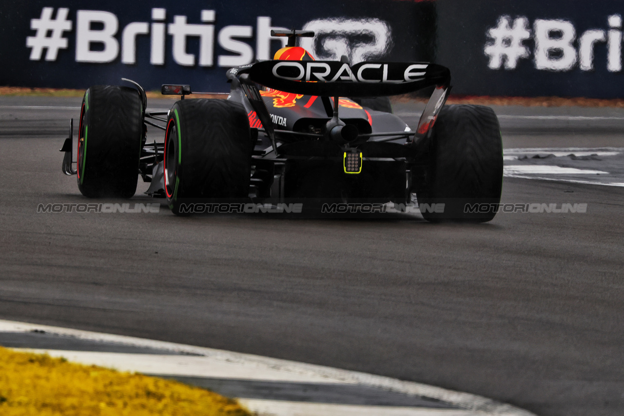 GP GRAN BRETAGNA, Max Verstappen (NLD) Red Bull Racing RB19.

08.07.2023. Formula 1 World Championship, Rd 11, British Grand Prix, Silverstone, England, Qualifiche Day.

- www.xpbimages.com, EMail: requests@xpbimages.com © Copyright: Bearne / XPB Images