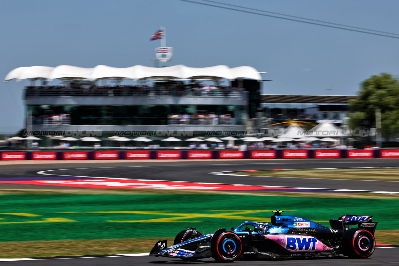 GP GRAN BRETAGNA, Pierre Gasly (FRA) Alpine F1 Team A523.

07.07.2023. Formula 1 World Championship, Rd 11, British Grand Prix, Silverstone, England, Practice Day.

 - www.xpbimages.com, EMail: requests@xpbimages.com © Copyright: Coates / XPB Images
